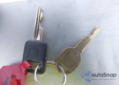 1994 Chevrolet Gmt-400 C2500 из США, поврежденный, VIN 1GCFC29K8RE284222